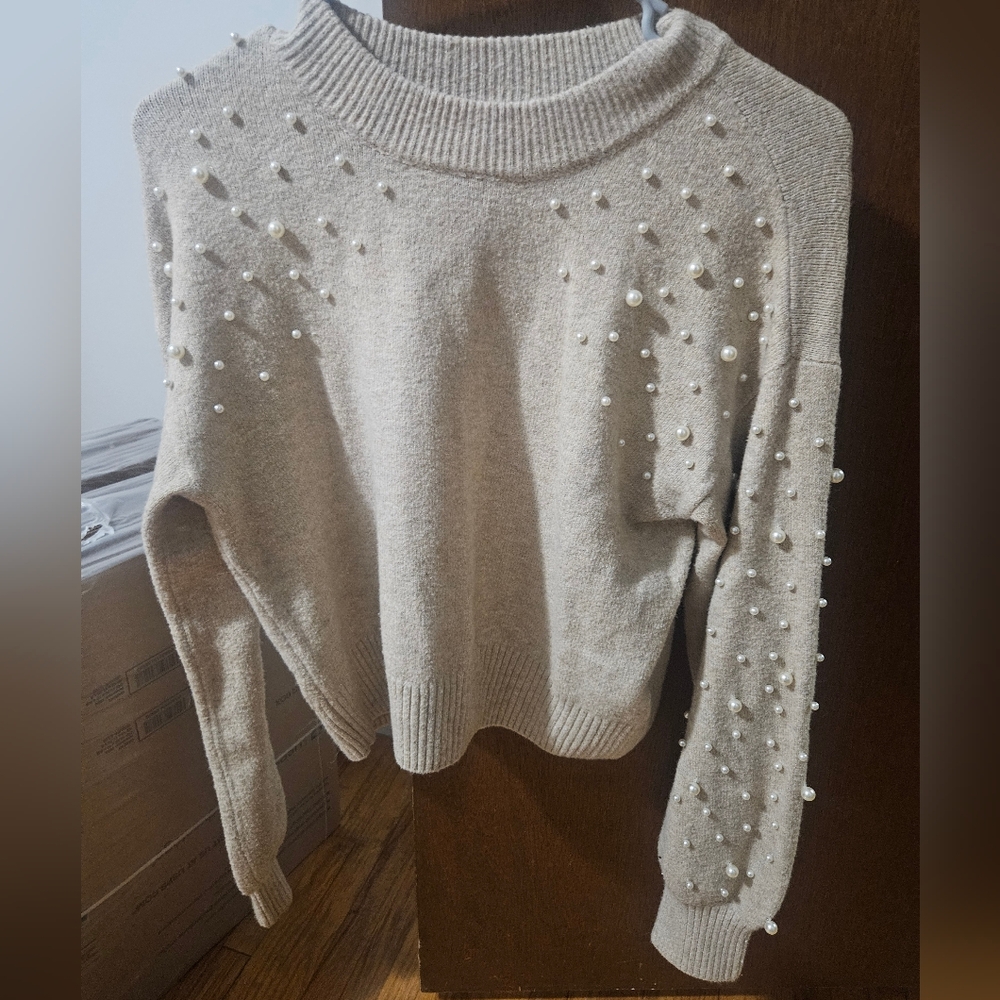 Chelsea & Violet Pearl Embellished Beaded Sweater - Cream Size Small